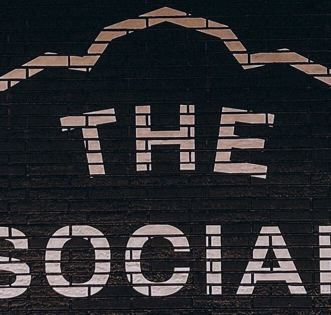Benefits of Adopting a Minimalist Brand Design